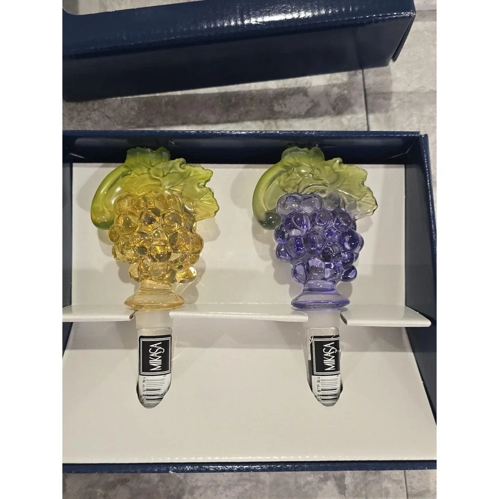 Mikasa Wine Bottle Stoppers‎ In Original Box Set of 2 Chablis Blown Glass Purple